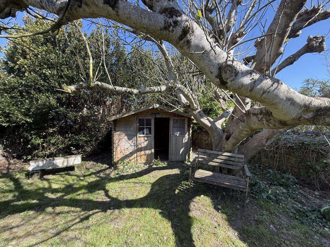 Maison à TALMONT-SUR-GIRONDE