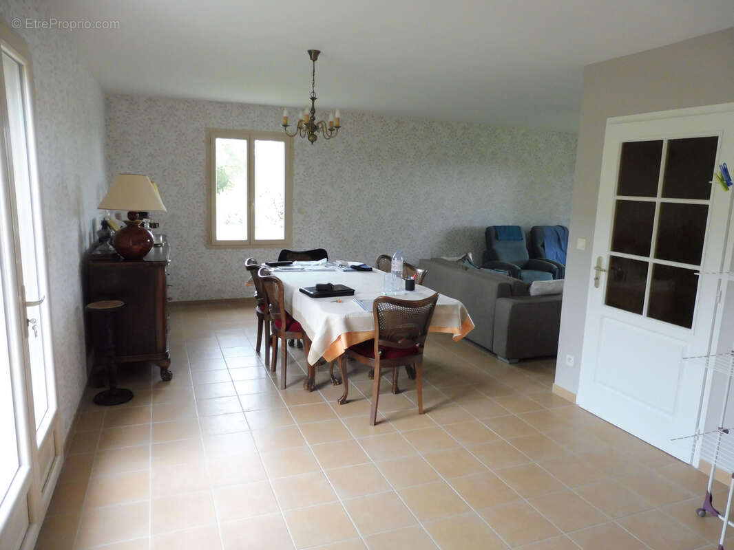 Sur les hauteurs de riberac tres belle vue - photo 13