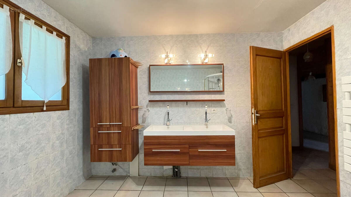 Maison à LES VILLARDS-SUR-THONES