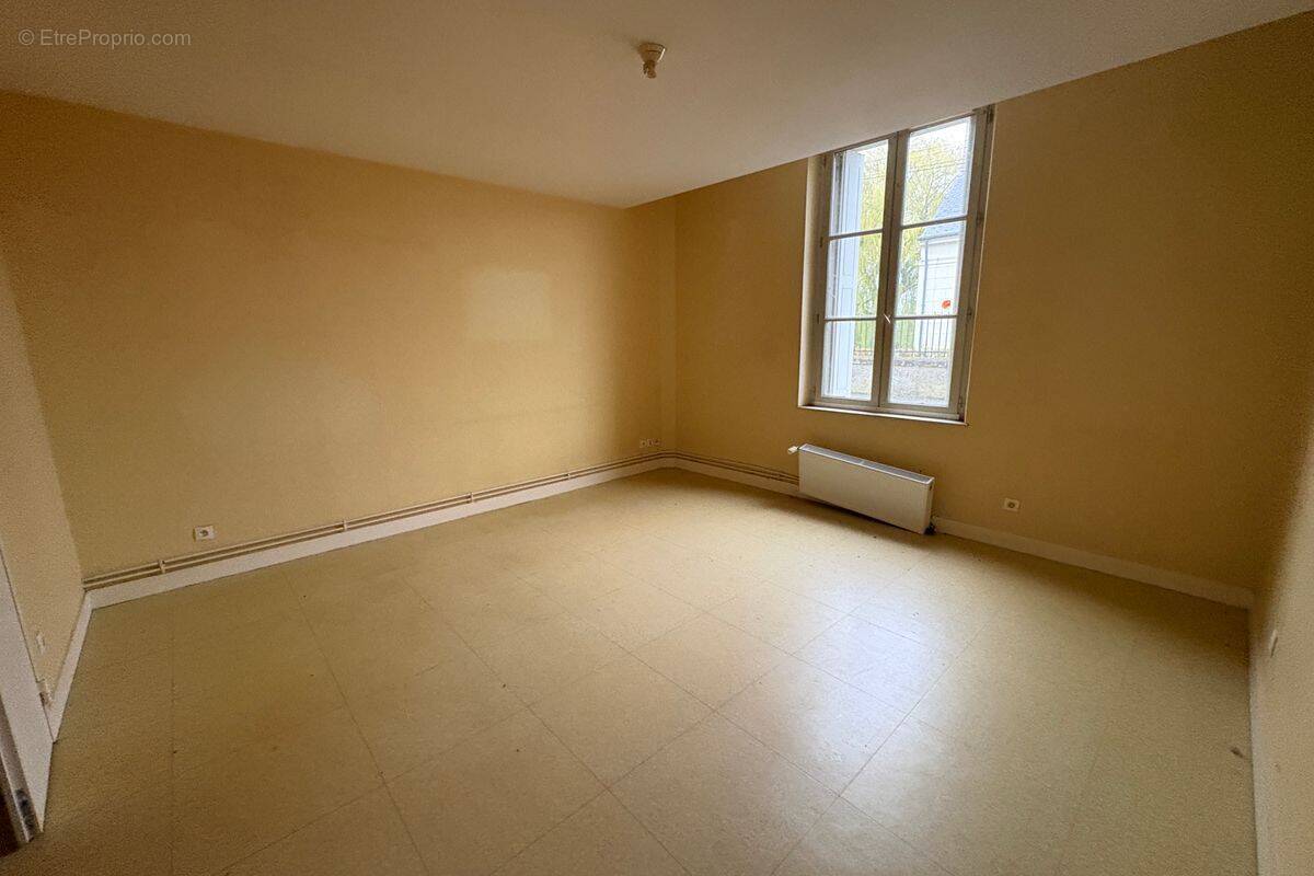 Appartement à LA CHAPELLE-SUR-LOIRE