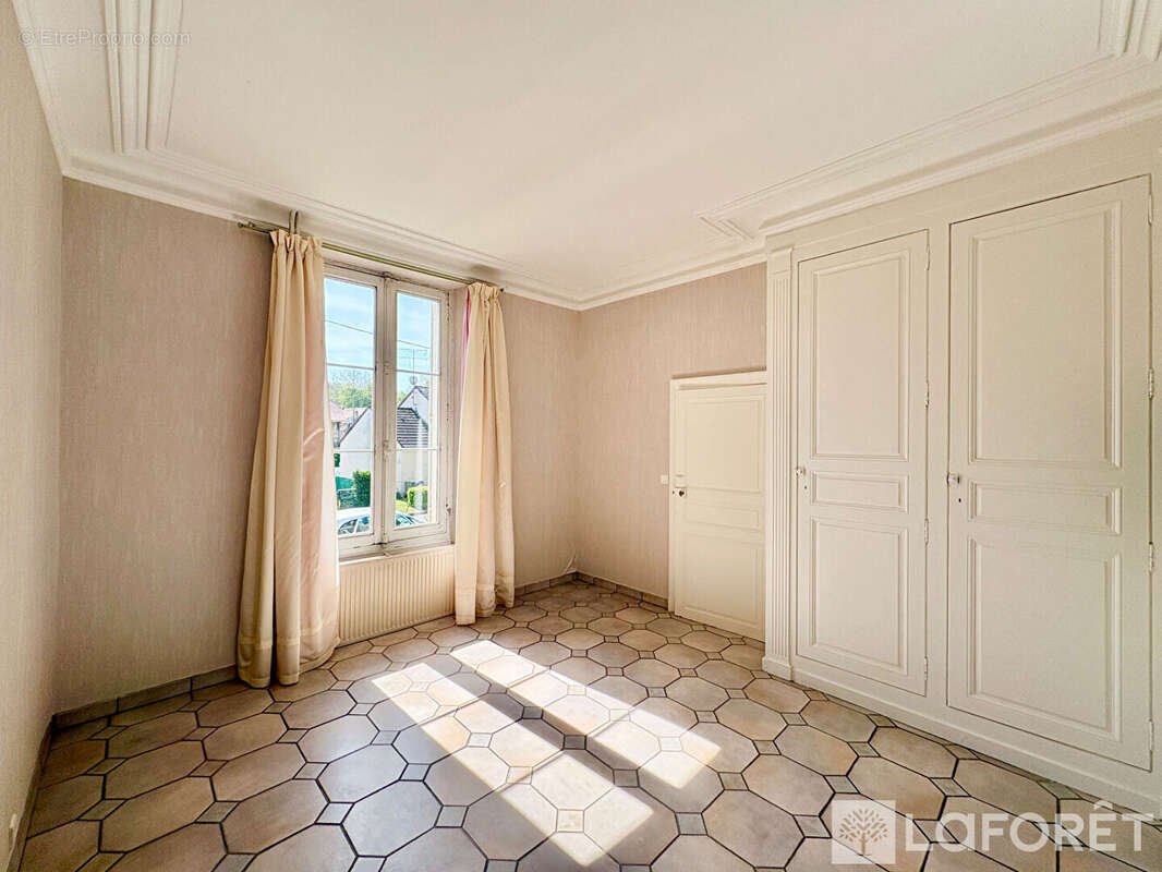 Maison à VALLERY