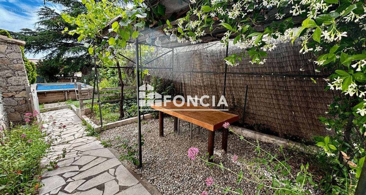 Maison à LA FARLEDE