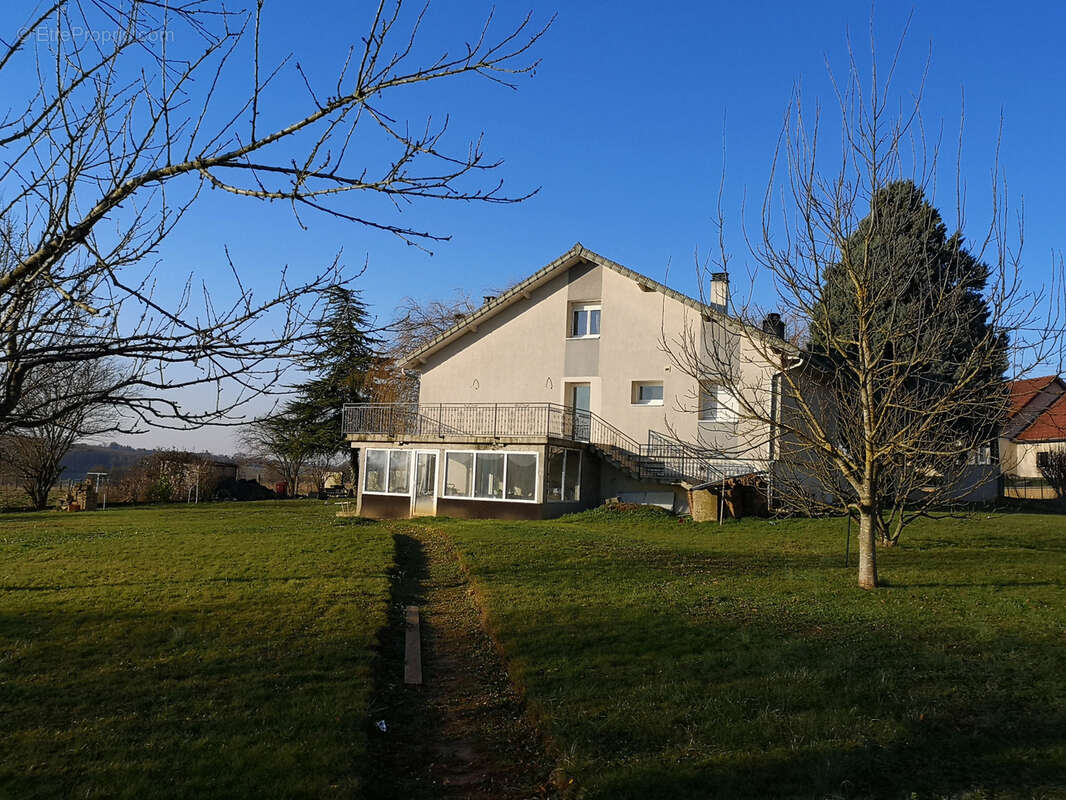 Maison à LANTENNE-VERTIERE