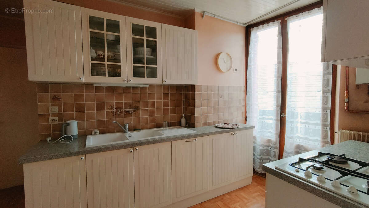 Appartement à AIX-LES-BAINS