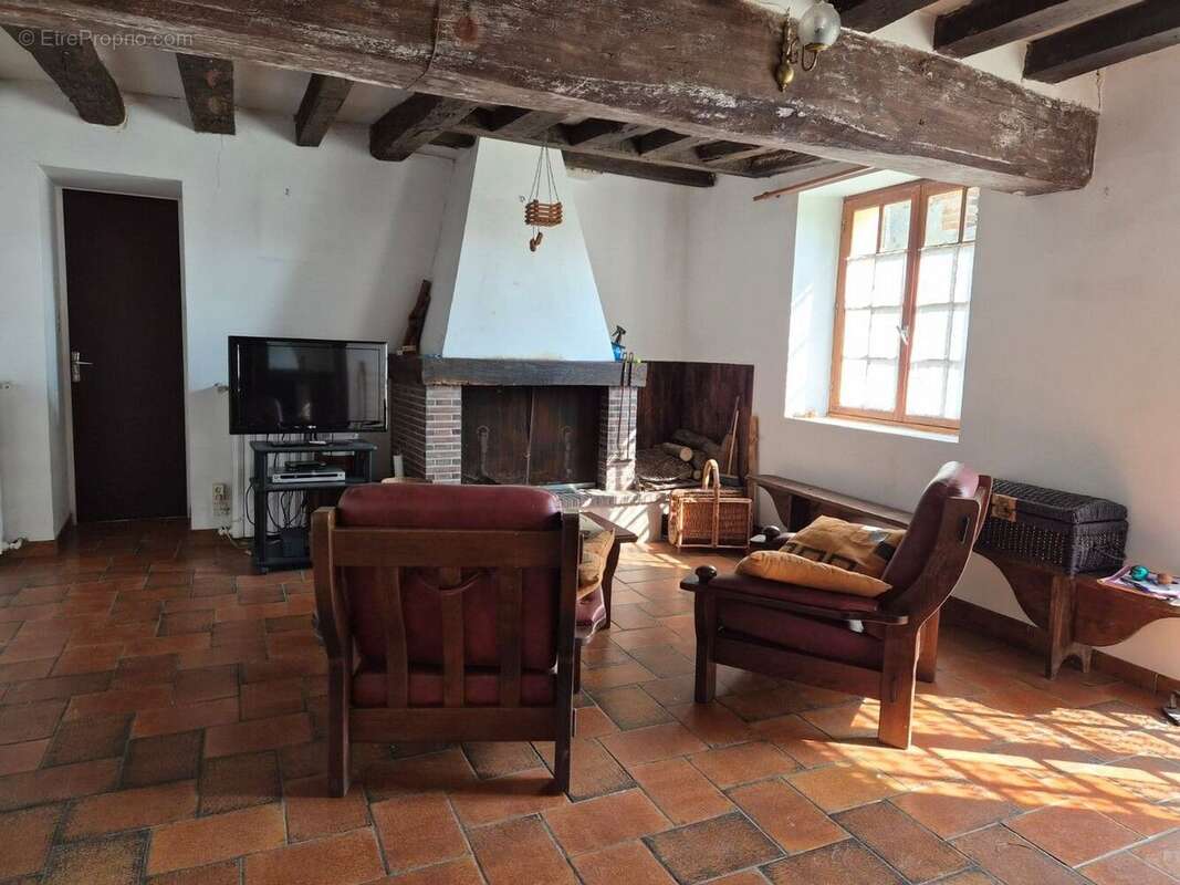 Maison à CORQUILLEROY