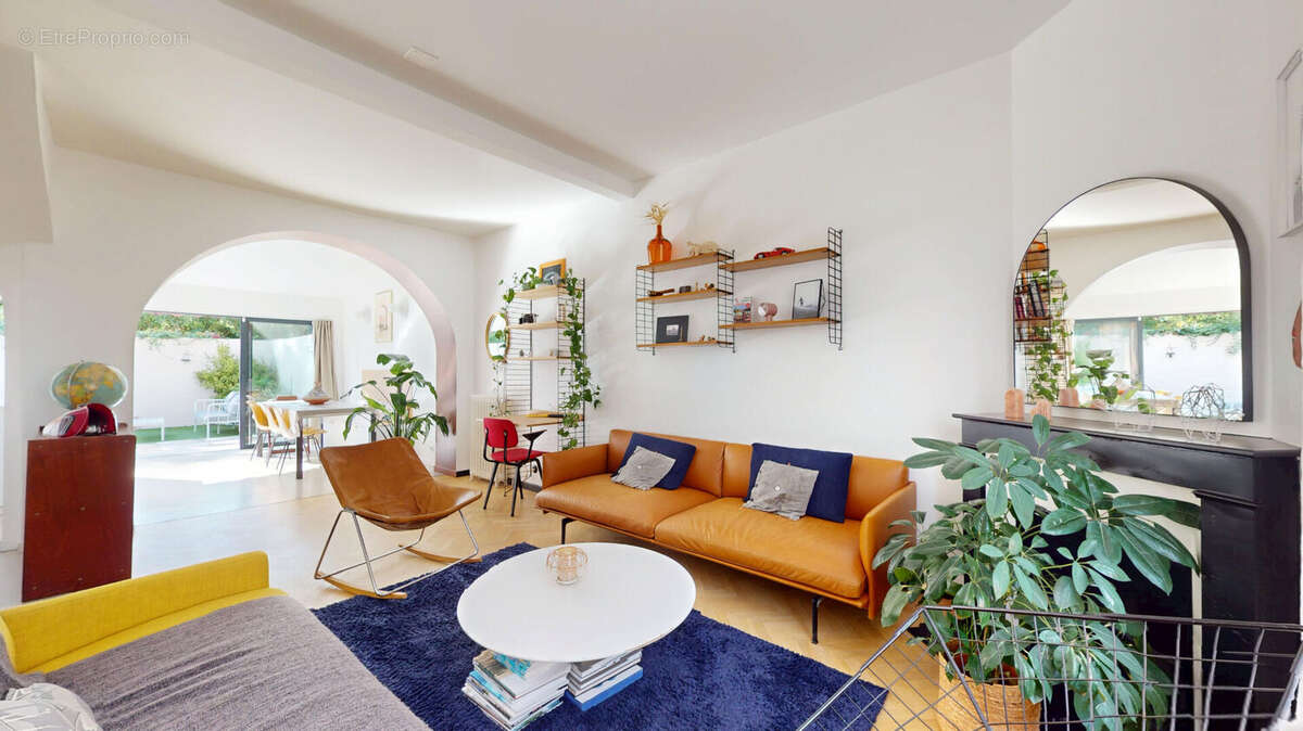 Maison à SAINT-DENIS