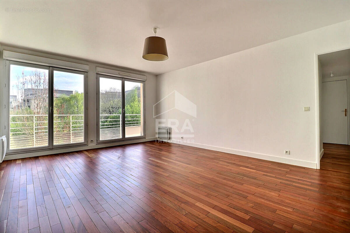 Appartement à SAINT-DENIS