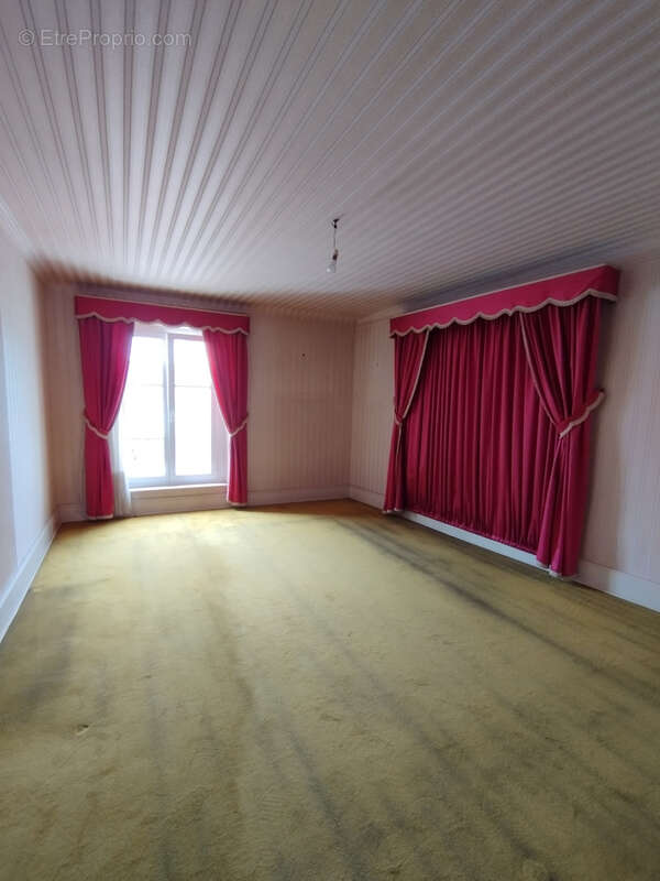 Maison à CIREY-SUR-VEZOUZE