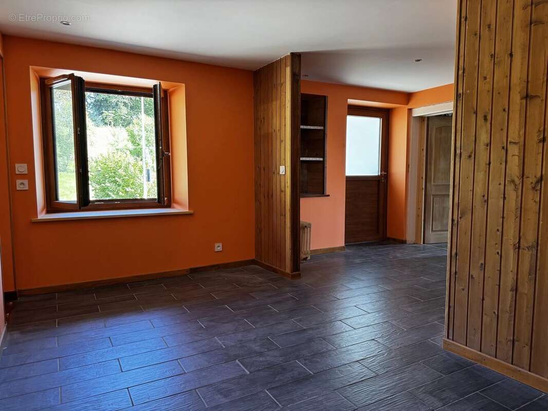 Maison à SAINT-PAUL-EN-CHABLAIS