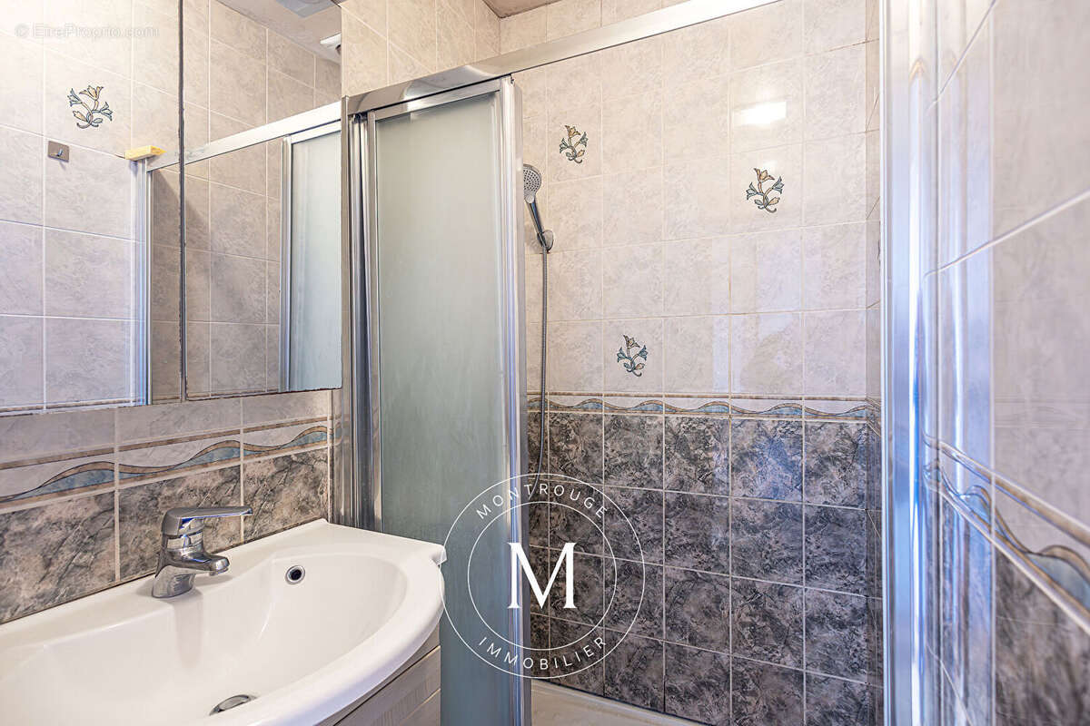 Appartement à MONTROUGE