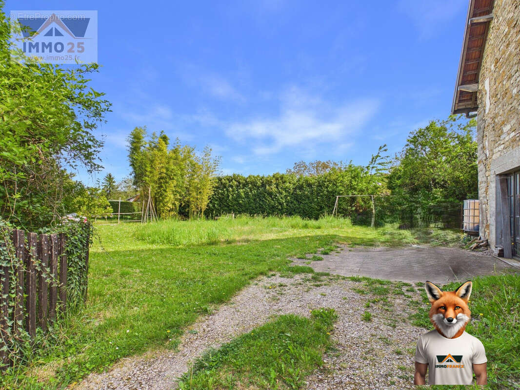 Maison 80 m² à Vitreux  - photo 3