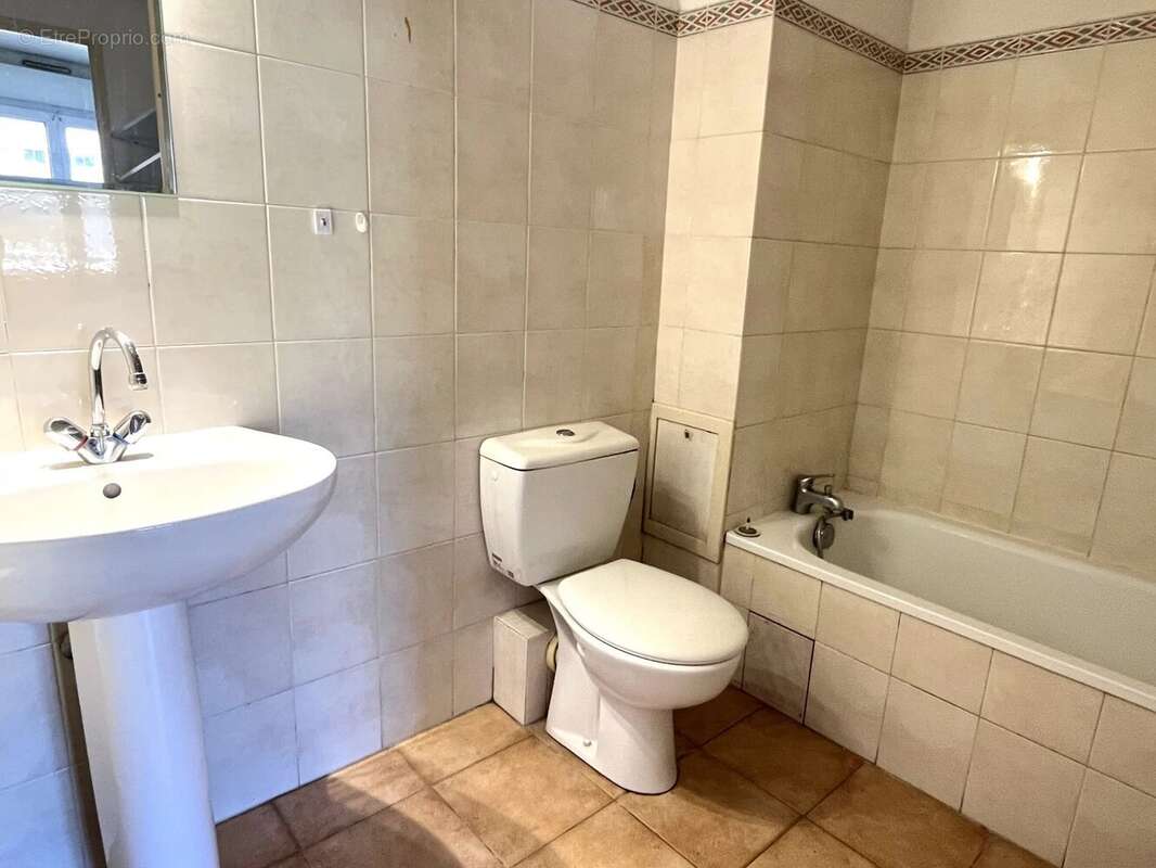 Appartement à ROQUEBRUNE-CAP-MARTIN