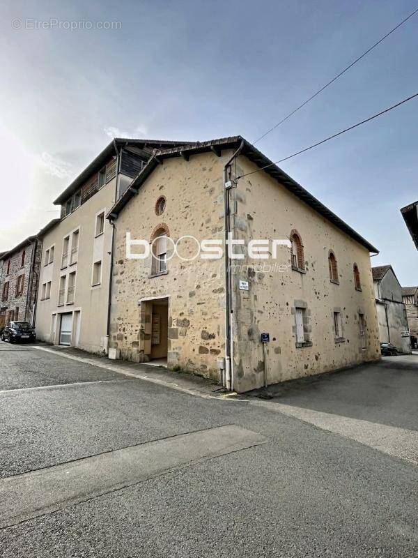 Appartement à SAINT-JUNIEN