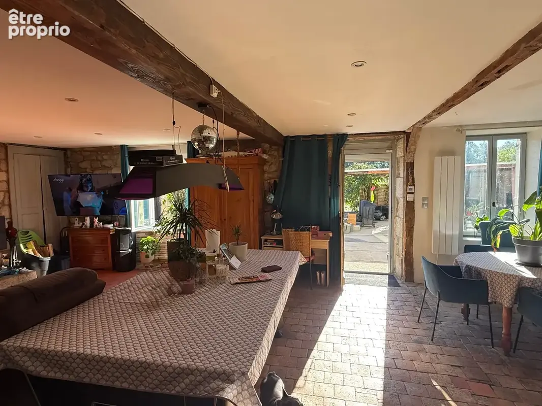 Maison 5 pièces 140 m² à vendre à Vicq-Exemplet (36400) - photo 2