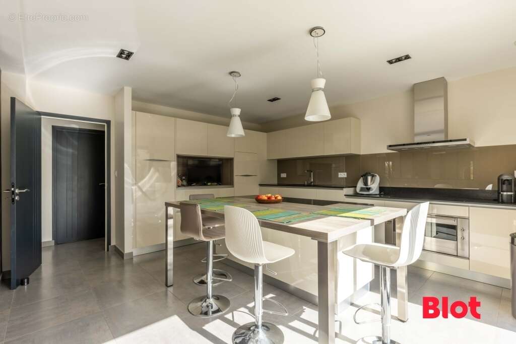 Maison à LA MEZIERE