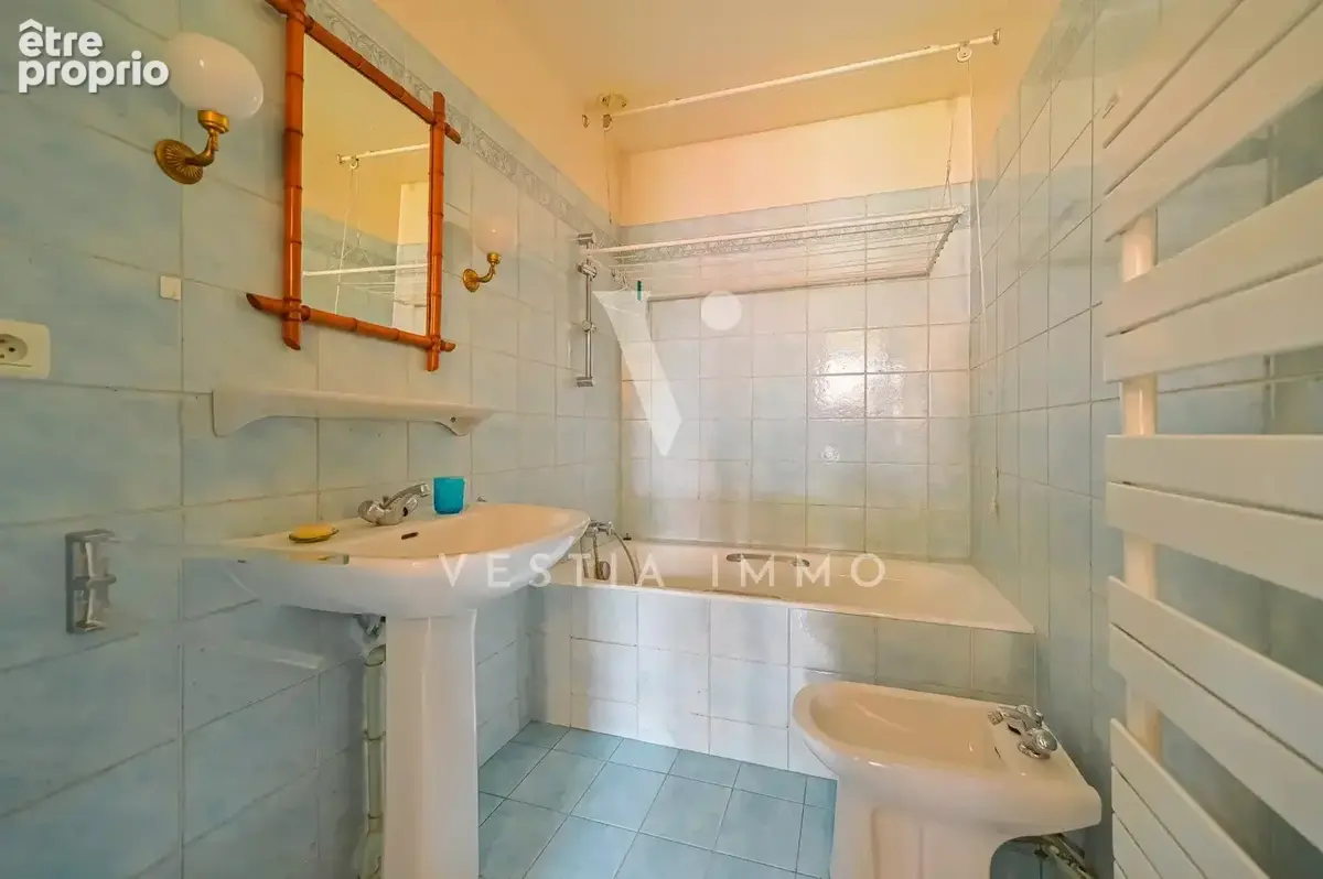 Plaine-Monceau – Appartement familial de caractère – 116 m² – Étage élevé –chambre de service en sus - photo 11