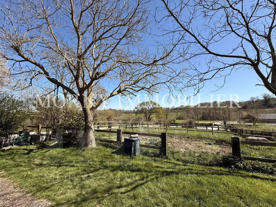 Maison à SAINT-PIERRE-AZIF