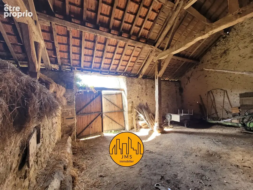 Bien immobilier à vendre à Le Montet (03240) - photo 2
