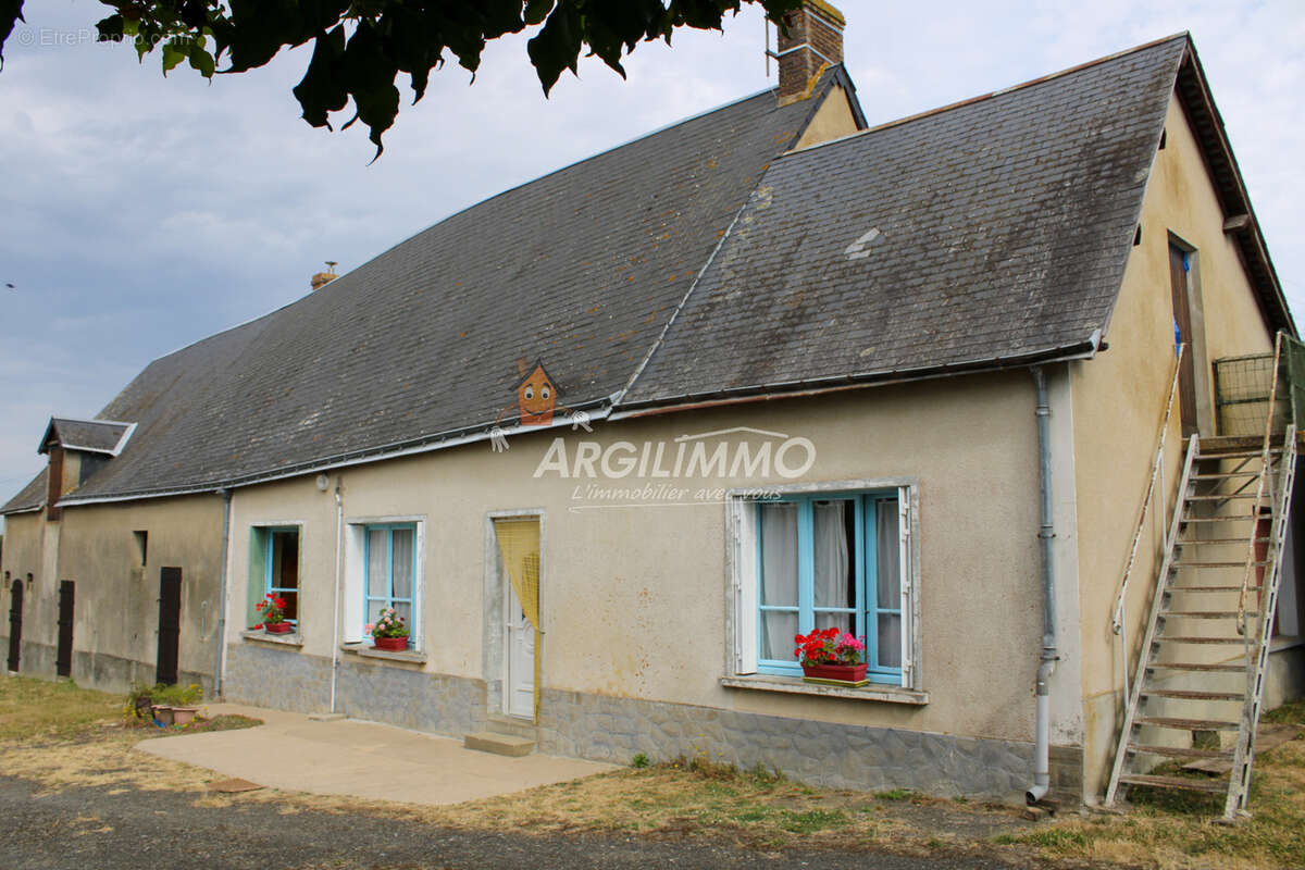 Superbe ancien corps de ferme sur 4ha12ca avec 1ha9 bois-taillis - photo 9