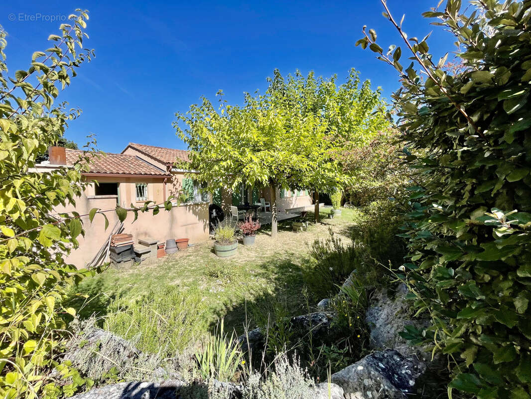 Maison à VAISON-LA-ROMAINE