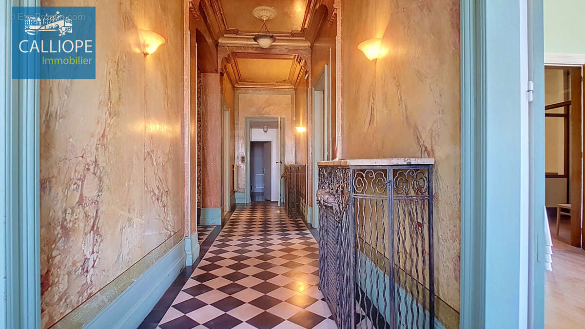 Maison à CANTENAC