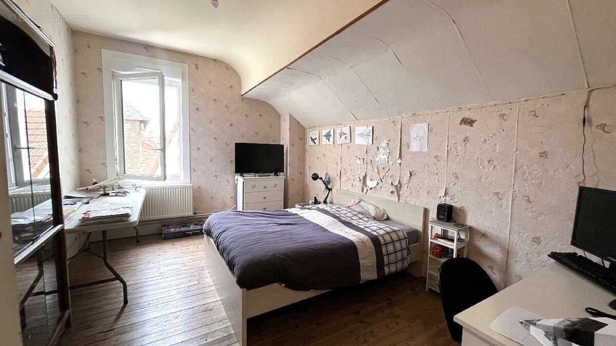 Maison à GREVILLERS