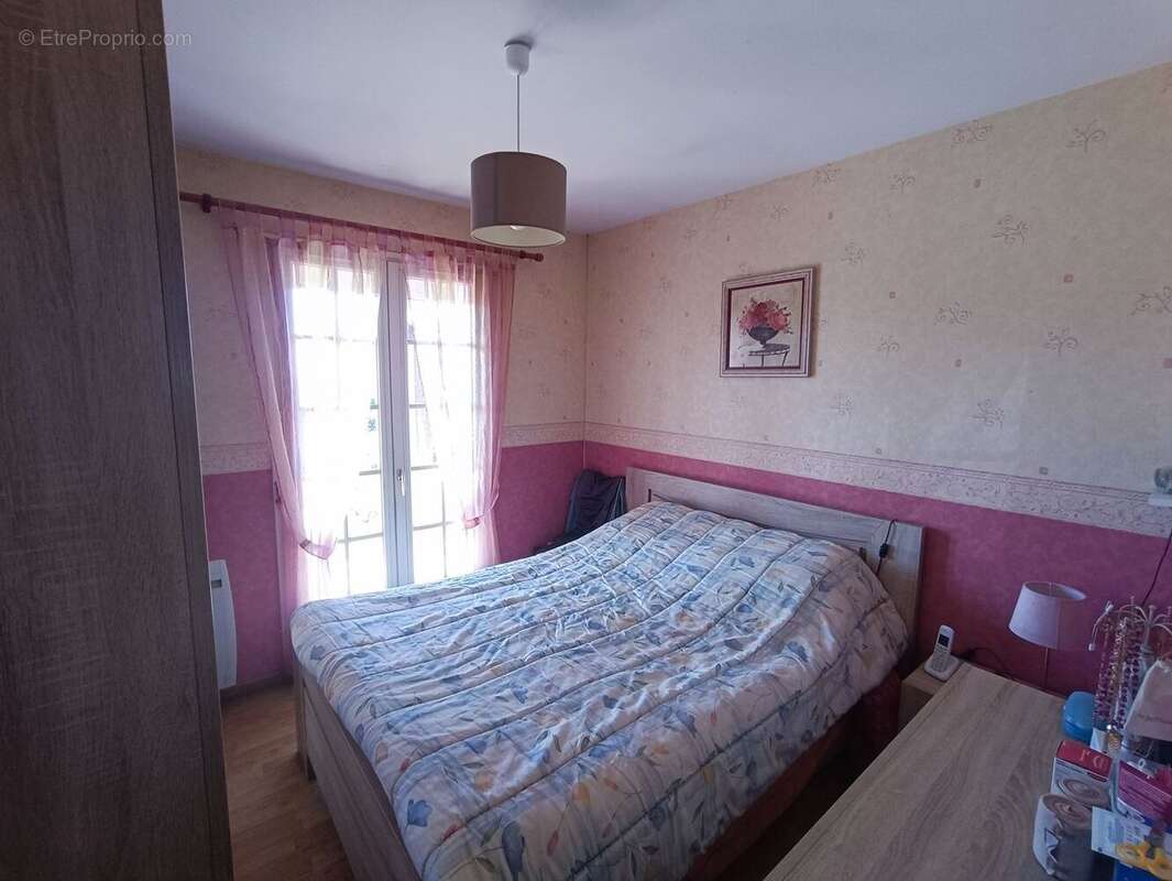 Maison à HUCHENNEVILLE