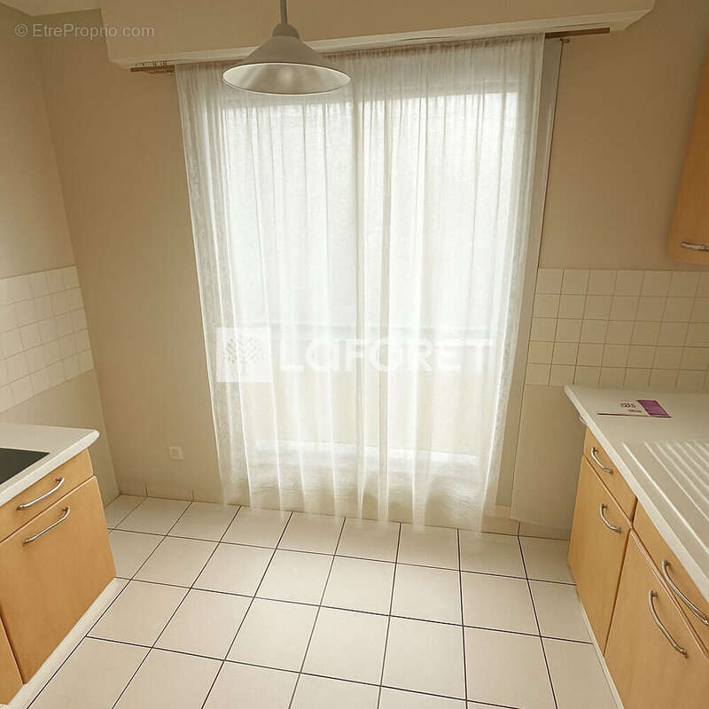 Appartement à LE PERREUX-SUR-MARNE