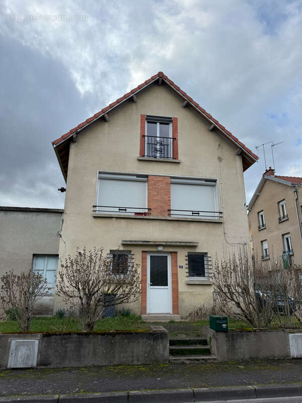 Appartement à BELLERIVE-SUR-ALLIER