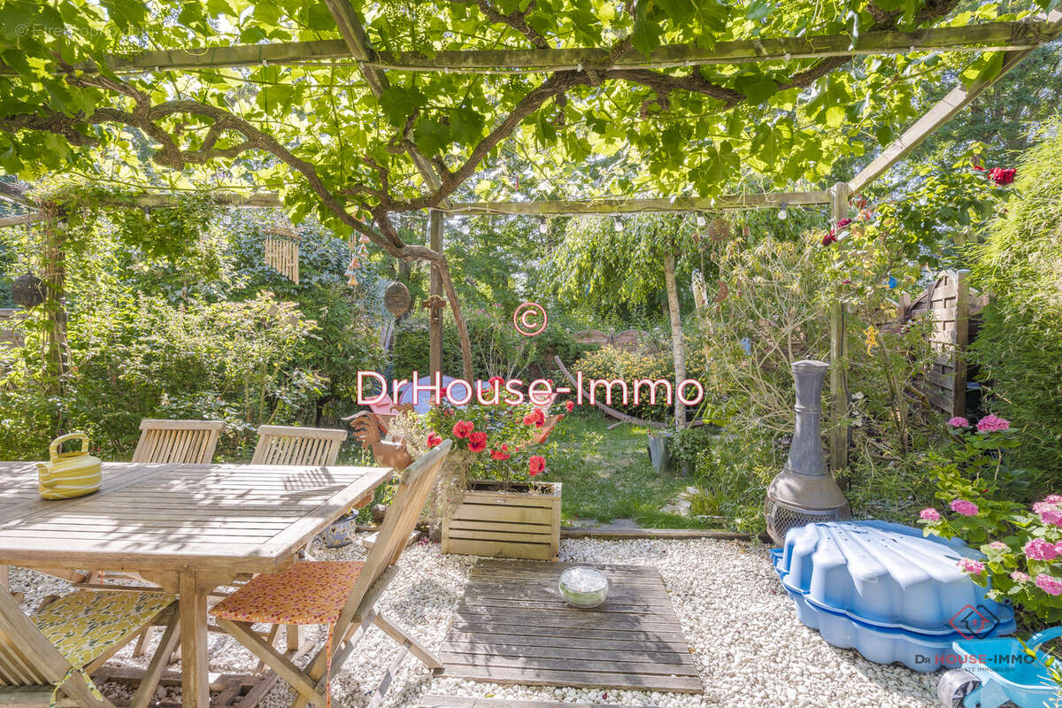 Maison à BRY-SUR-MARNE