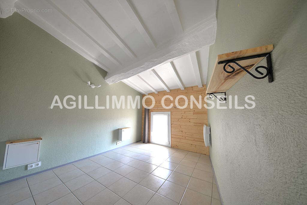 Maison à PUGET-SUR-ARGENS