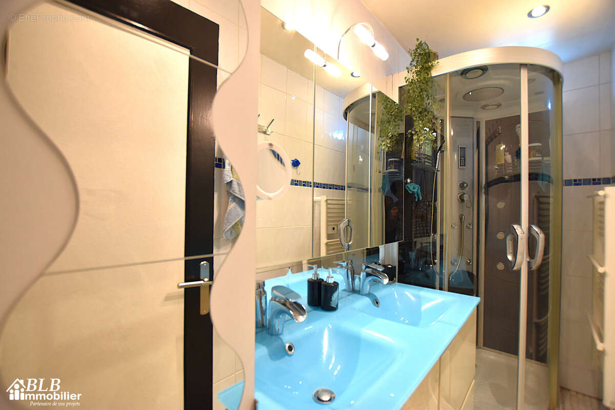 Maison à LES ESSARTS-LE-ROI