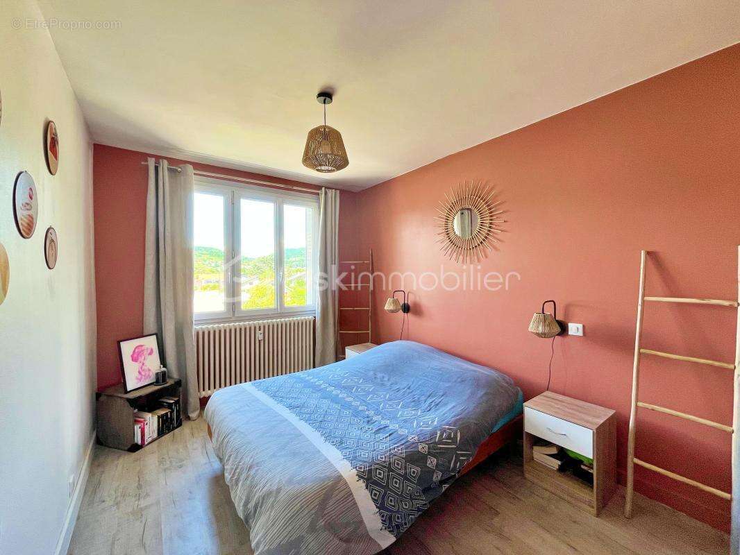 Appartement à BARBERAZ