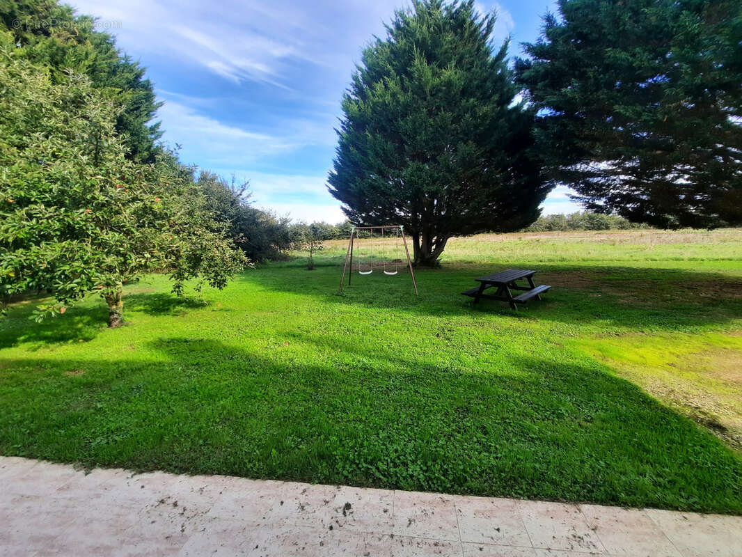 Maison à NUAILLE-D&#039;AUNIS