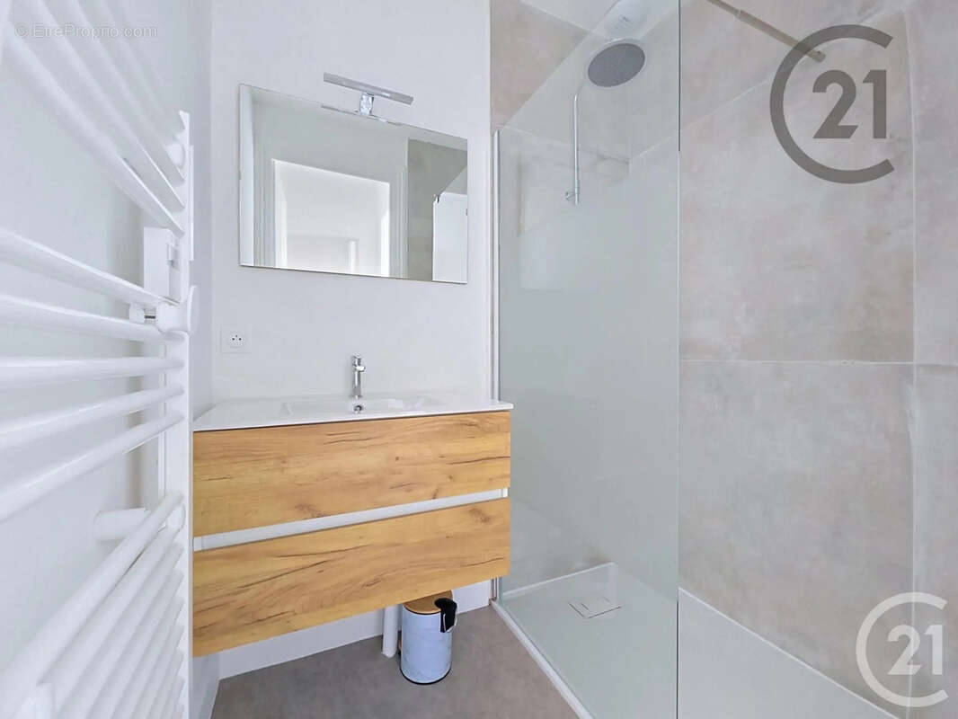 Appartement 85 m² à Sainte-Savine  - photo 10