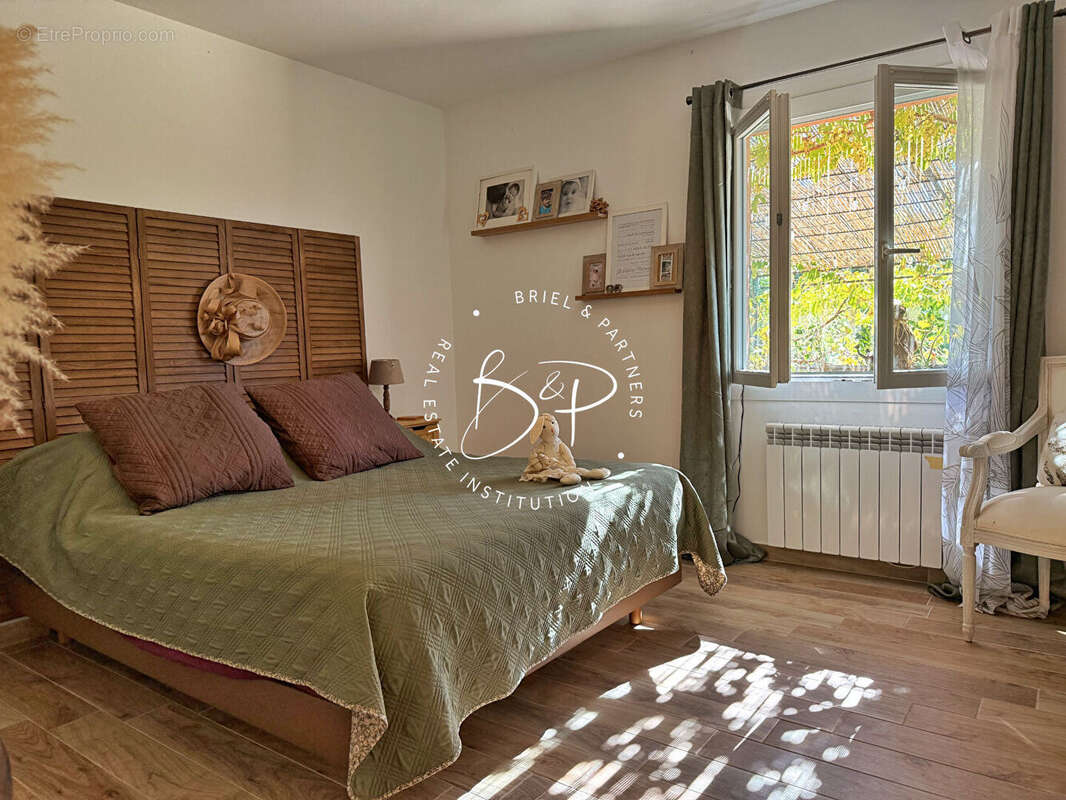 Maison à SAINT-ANTONIN-DU-VAR