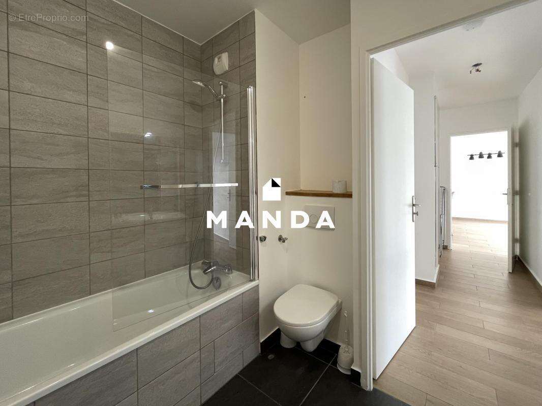 Appartement à NANTERRE