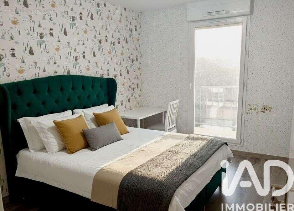 Photo 3 - Appartement à GENNEVILLIERS