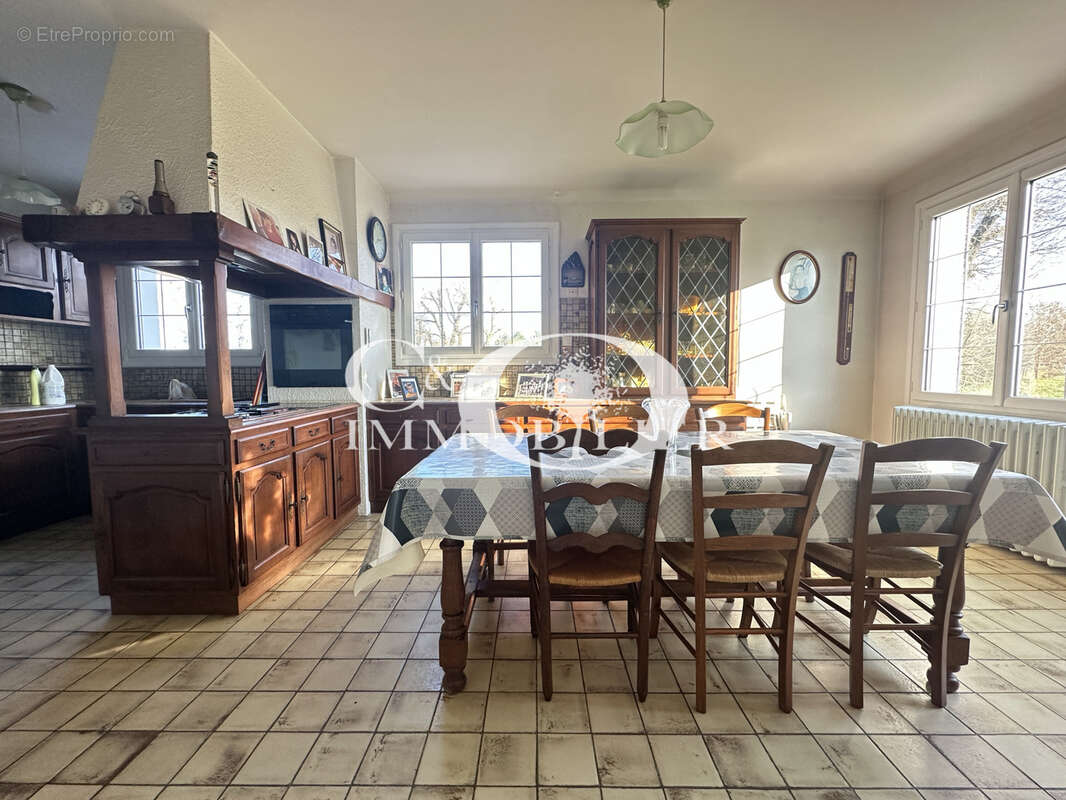 Maison à LEGE