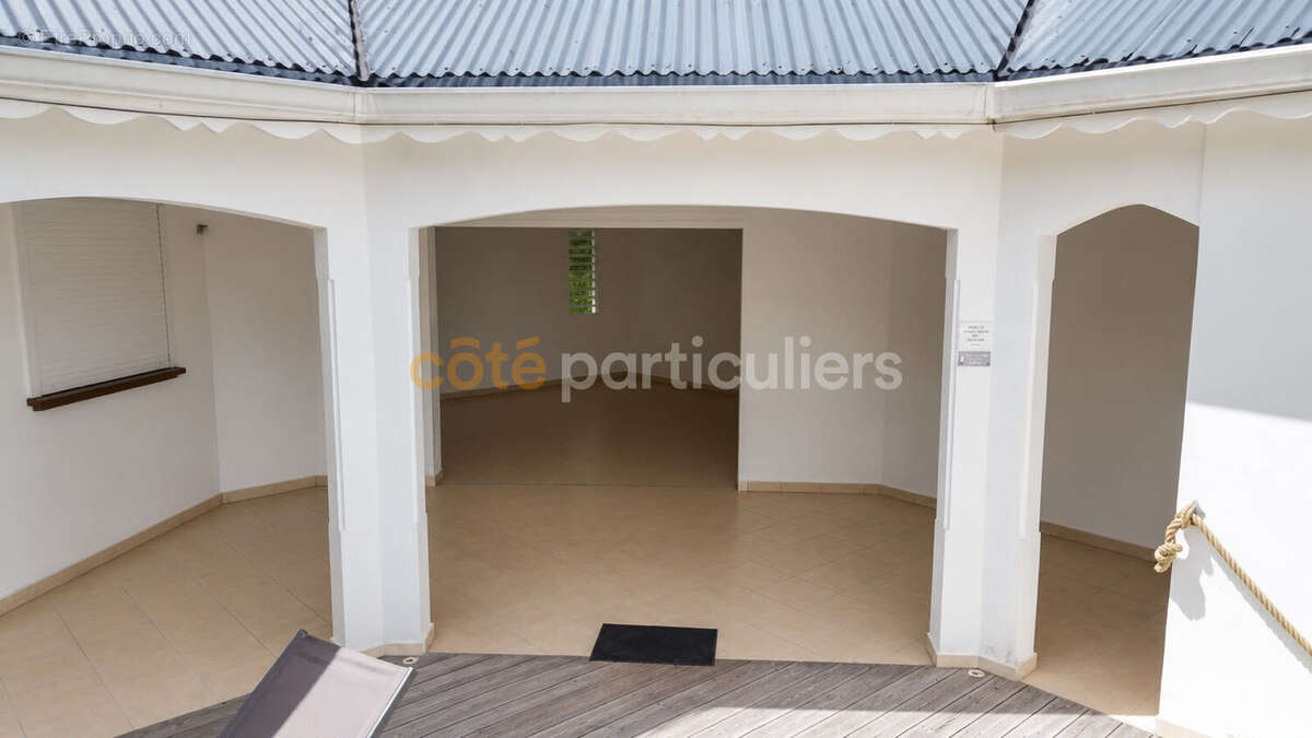 Villa Baie Mahault 4 pièce(s) 113 m2 - photo 8