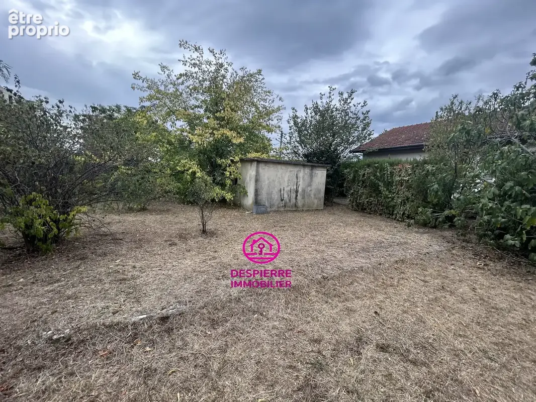 LE PEAGE DEROUSSILLON, maison plain-pied, 77 m2 habitables, 4 chambres, terrain 653 m2 - photo 4