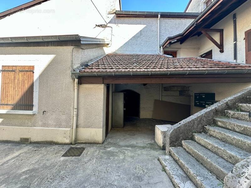 Maison à OYONNAX