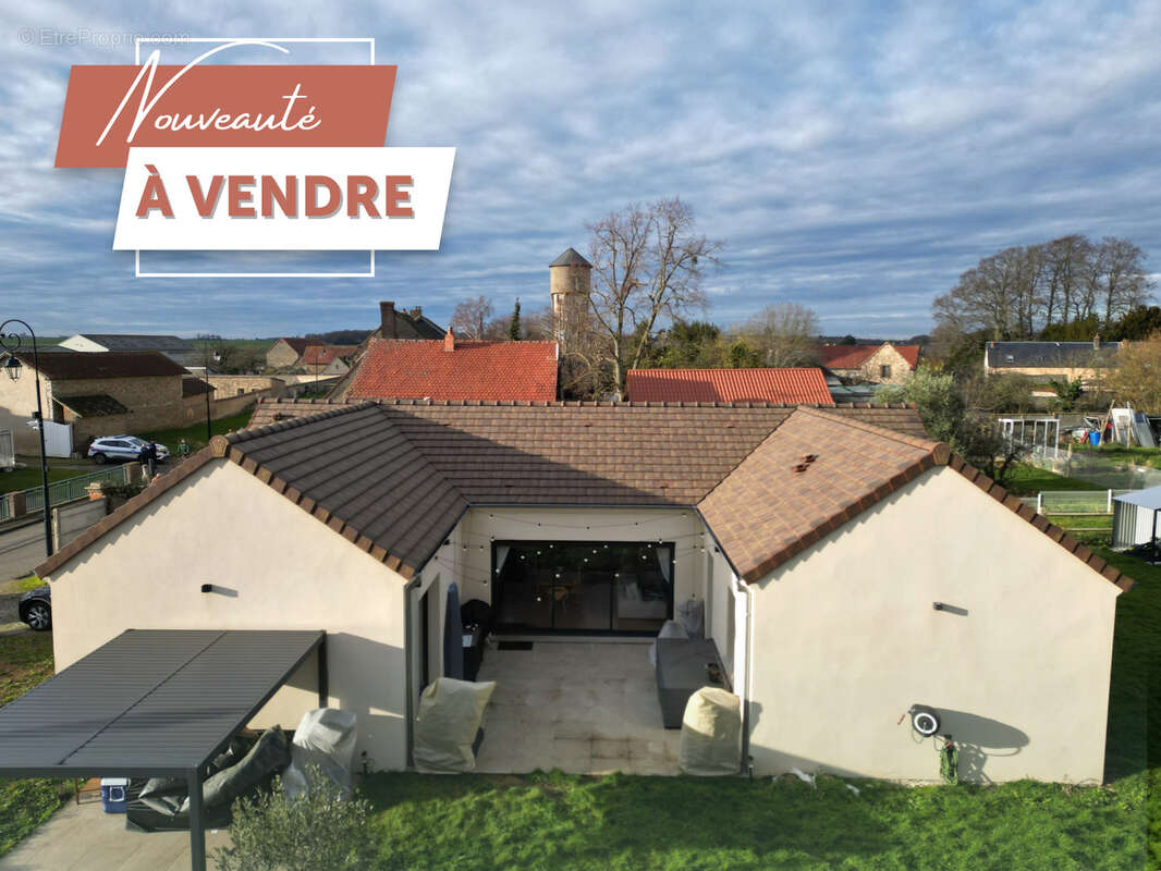 Maison à LA COUTURE-BOUSSEY