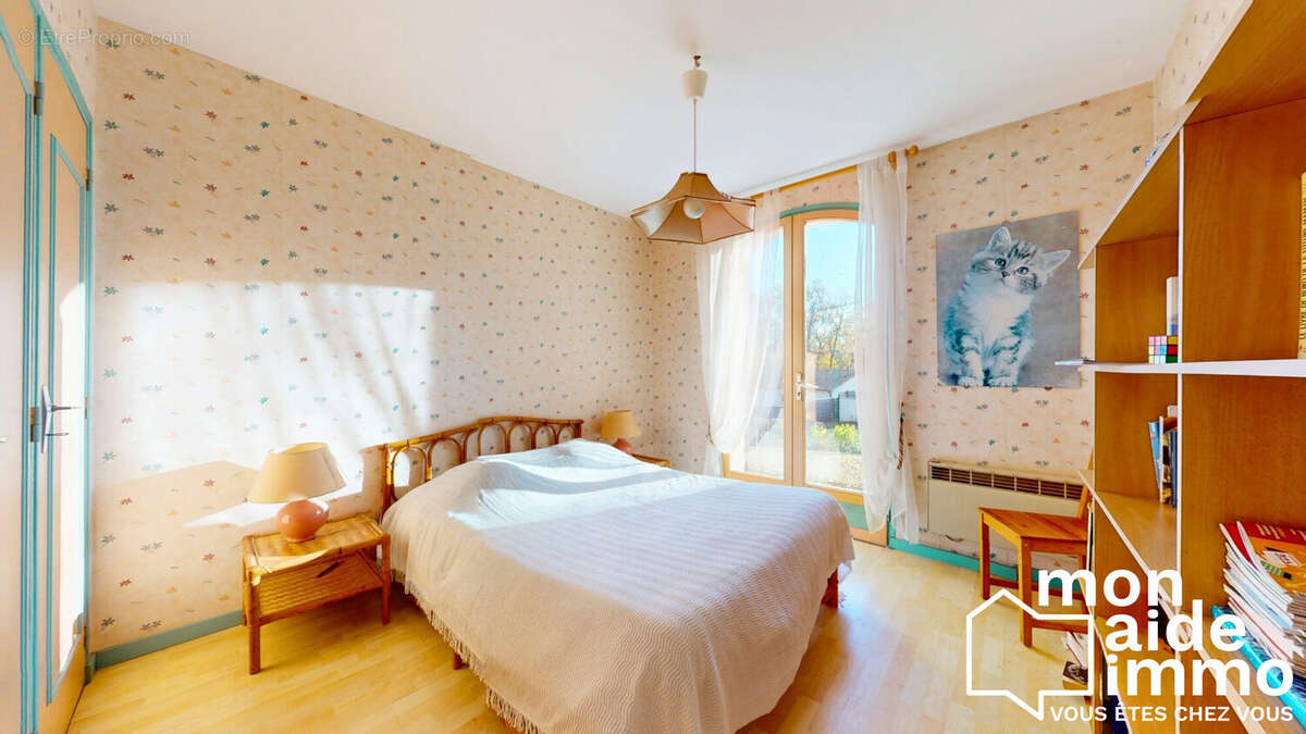 Maison à FARGUES-SAINT-HILAIRE