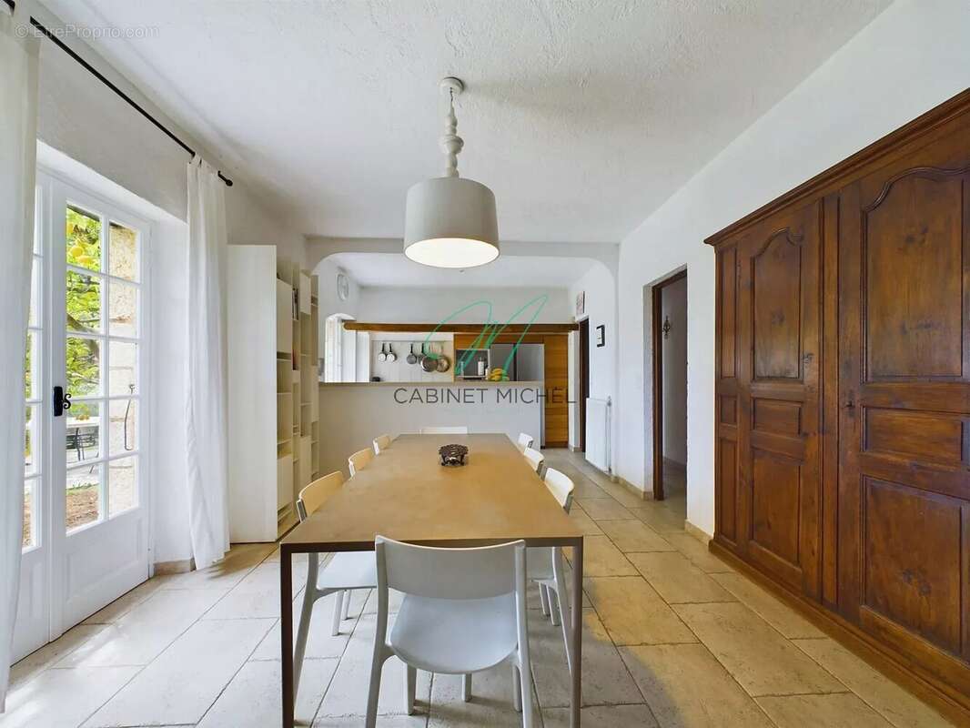 Maison à LE ROURET