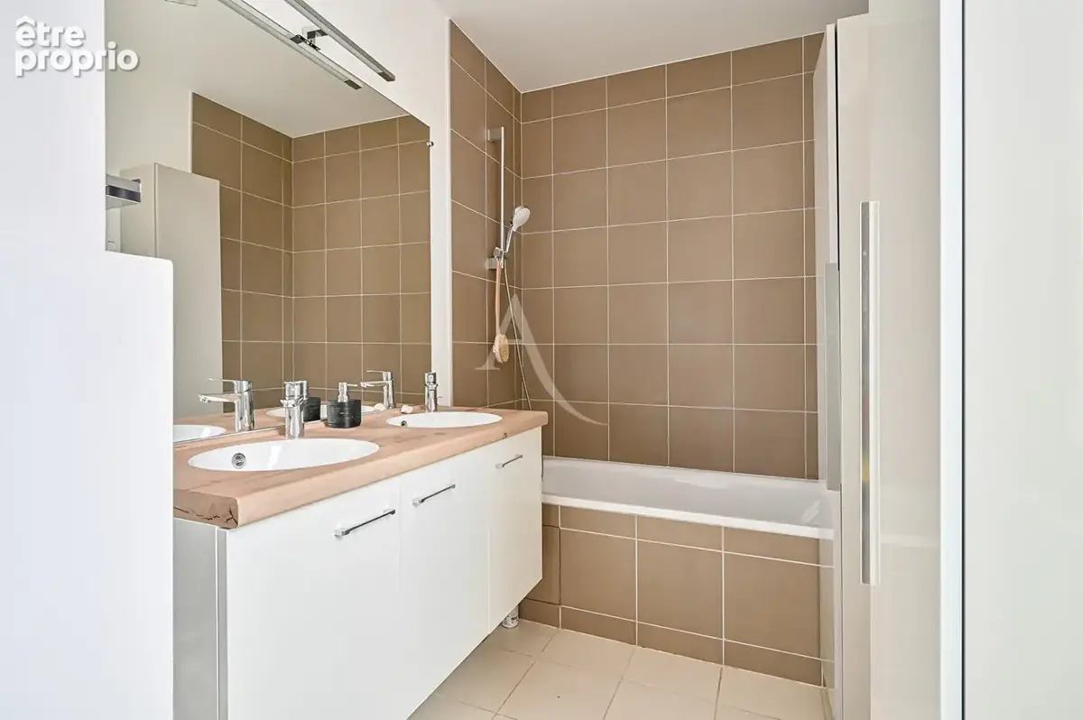 Suresnes limite Puteaux- Appartement 6 pièces 155m² - 80m² Terrasses - 3 Parkings - 1 Cave - photo 14