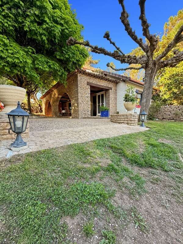 Maison à COUCHES