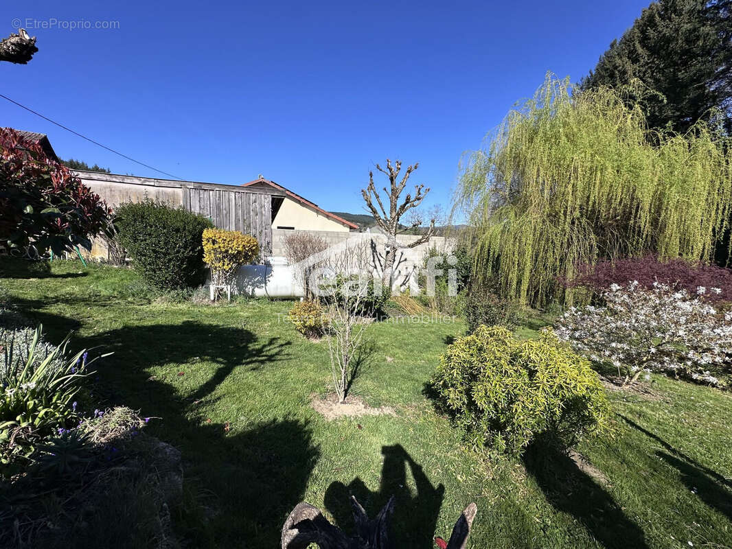 Maison 112 m² à Saint-Remy-Sur-Durolle  - photo 9