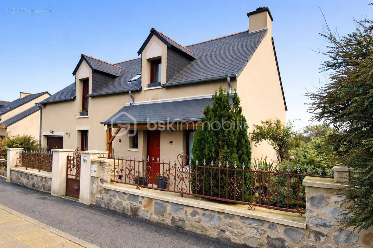 Maison à CHATILLON-EN-VENDELAIS