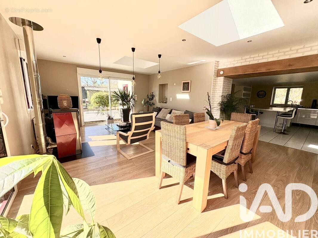 Photo 1 - Maison à PLESSE